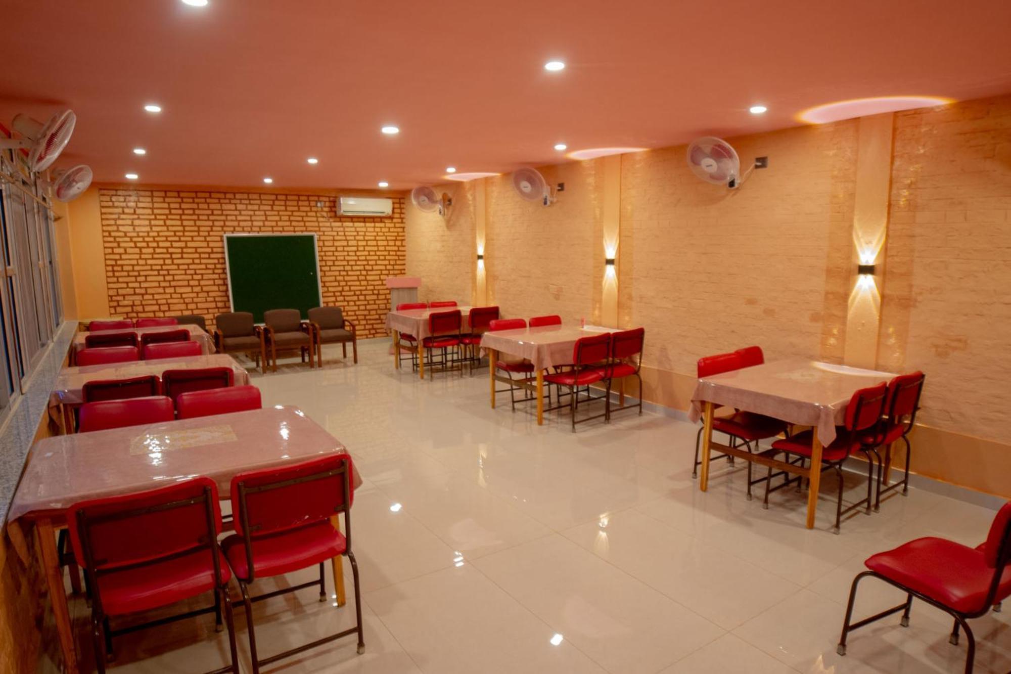 Galaxy Guest House Bhairāhawā المظهر الخارجي الصورة