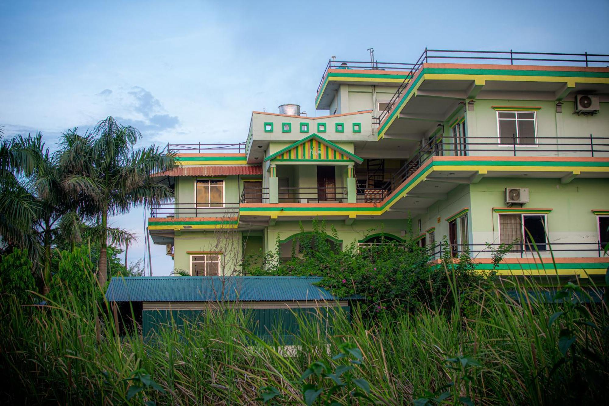 Galaxy Guest House Bhairāhawā المظهر الخارجي الصورة