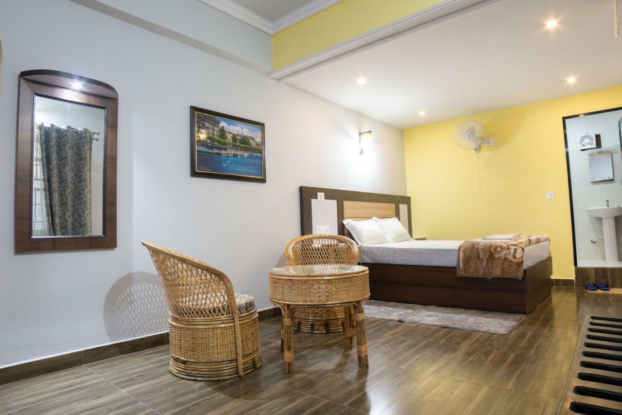 Galaxy Guest House Bhairāhawā المظهر الخارجي الصورة