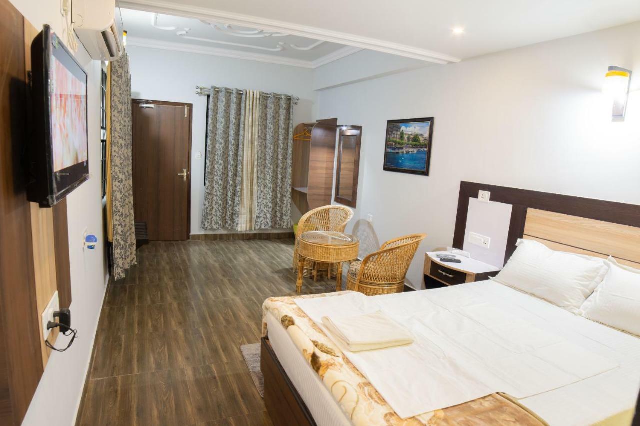 Galaxy Guest House Bhairāhawā المظهر الخارجي الصورة