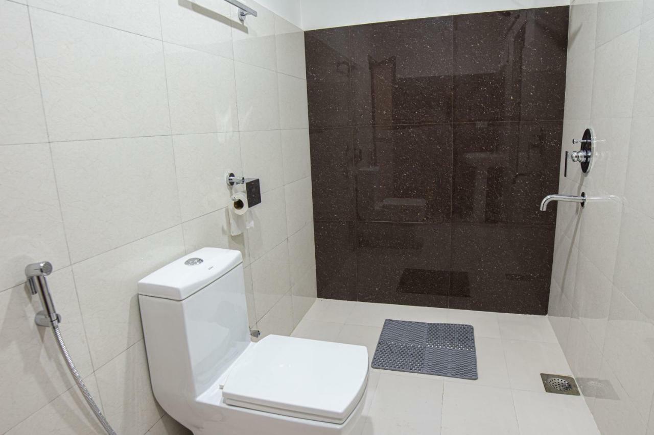 Galaxy Guest House Bhairāhawā المظهر الخارجي الصورة
